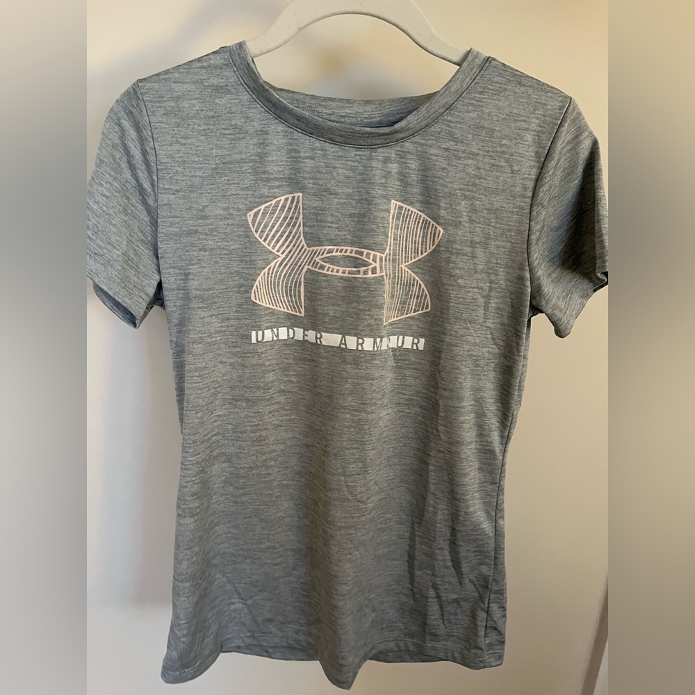 Under Armour T Shirt